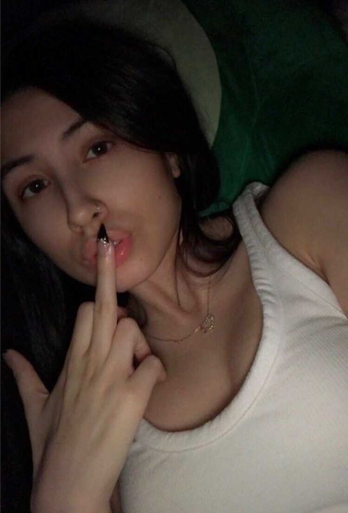 adoregore