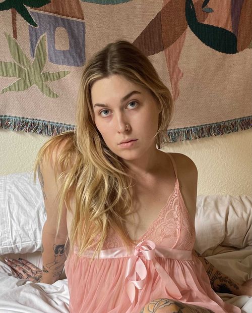 dollnextdoor