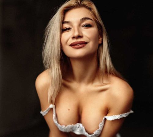 your_hot_alice