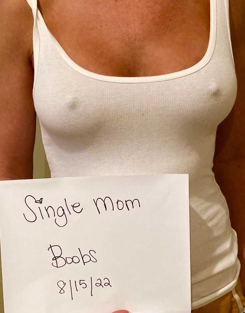 singlemomboobs